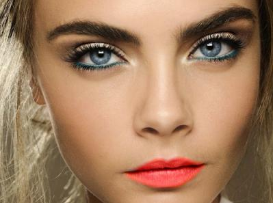 best eyeliner for blue eyes fair skin
